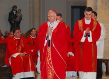 Abp Jędraszewski metropolitą łódzkim formalnie pozostanie do następnej soboty