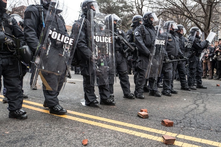 Protesty przeciw Trumpowi