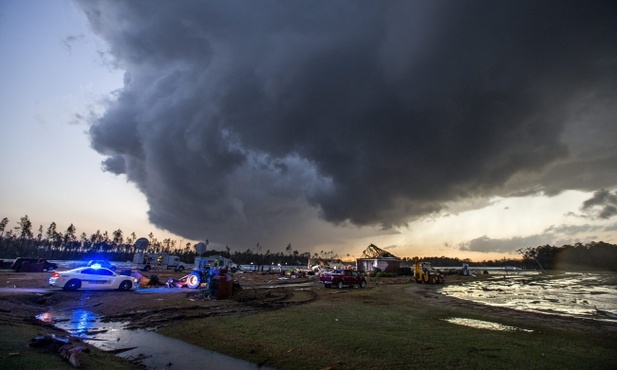 USA: 16 ofiar śmiertelnych po przejściu tornada