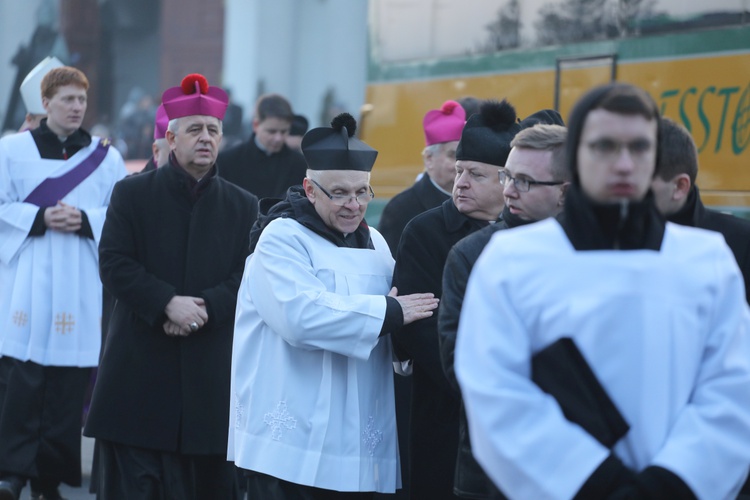 Pogrzeb śp. Rozalii Pindel, mamy bp. Romana Pindla