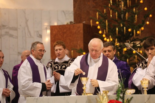 Pogrzeb śp. Rozalii Pindel, mamy bp. Romana Pindla