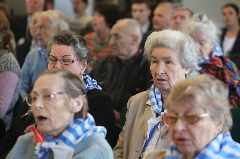 Modlitwa za więźniów KL Auschwitz-Birkenau