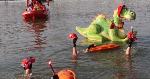 Smok popłynął Wisłą