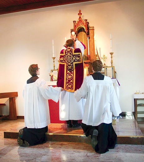 Najbliższa Msza trydencka zostanie odprawiona 19 lutego o 15.30.  Kolejna to żałobne requiem 25 lutego.