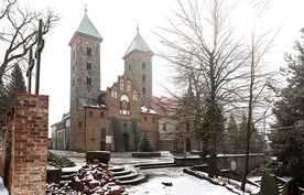 Sanktuarium  już się przygotowuje do wielkopostnego misterium.