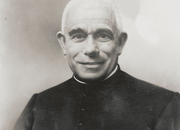 Jan Paweł II ogłosił ks. Alojzego Orione błogosławionym w 1980 r., a 16 maja 2004 r. kanonizował.