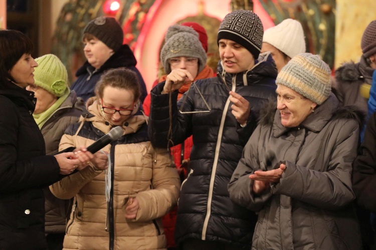 Kolędowanie Caritas i osób niepełnosprawnych w Bielsku-Białej - 2017