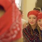 Zabawa w Liceum i Gimnazjum Sióstr Niepokalanek w Szymanowie