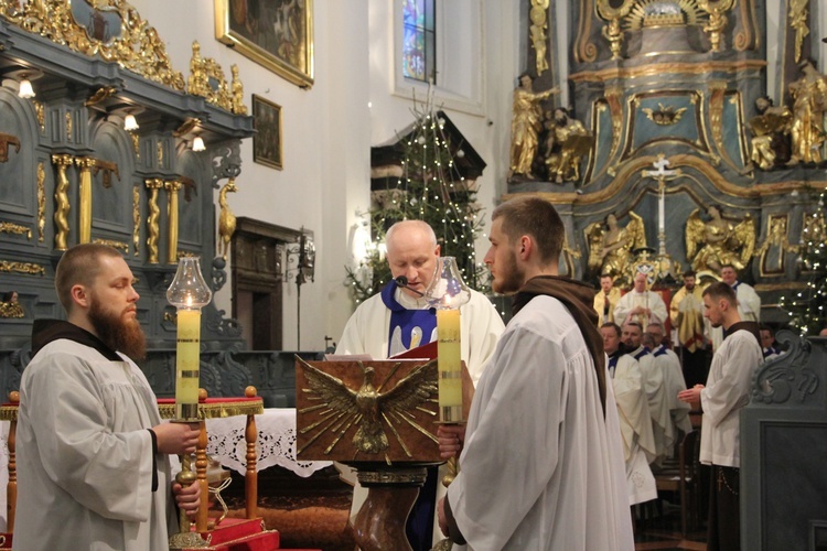 Obchody Dnia Życia Konsekrowanego w Łowiczu