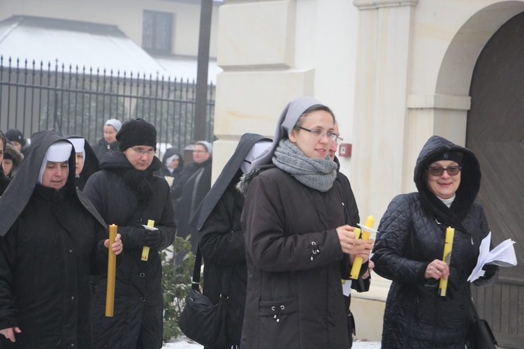 Obchody Dnia Życia Konsekrowanego w Łowiczu