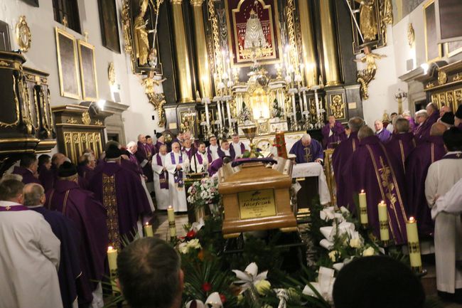 Pożegnanie ks. Tadeusza Józefczaka