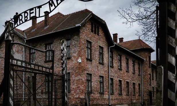 Włoska agencja prasowa ANSA przeprosiła za "polski obóz koncentracyjny"