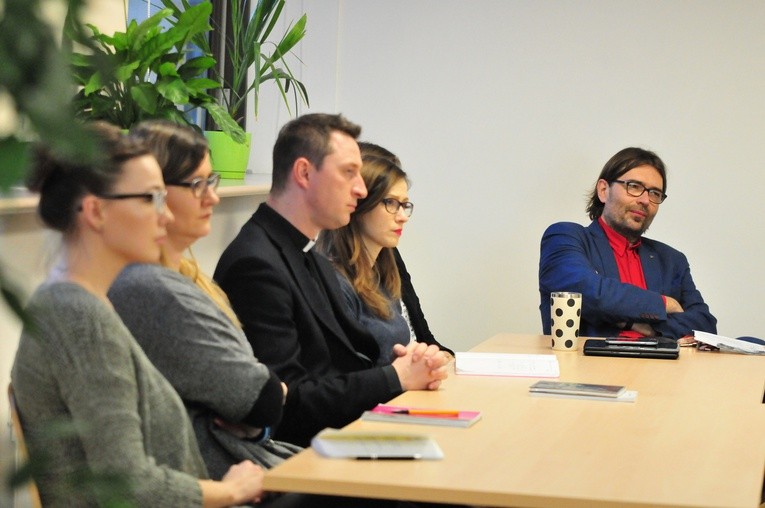 Pamięć i historia w kontekście Holokaustu