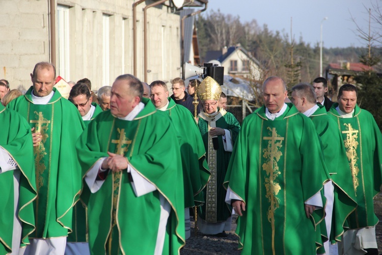 Uroczyste poświęcenie dzwonów w Luzinie