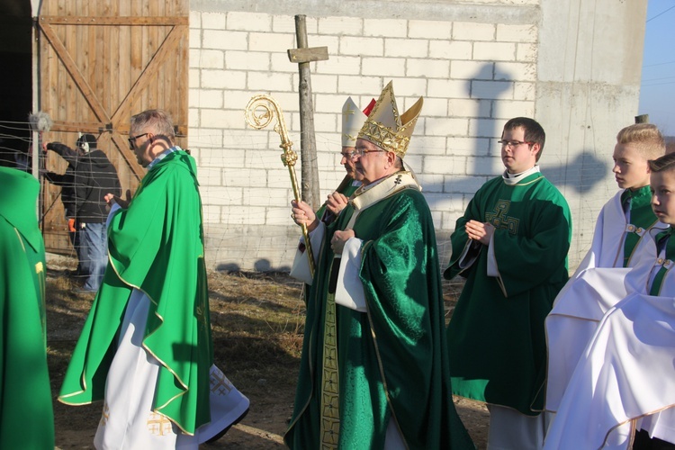 Uroczyste poświęcenie dzwonów w Luzinie