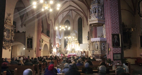 "Duży kościół" pięknieje