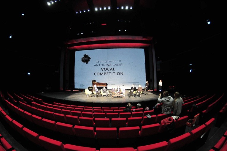 Międzynarodowy Konkurs Wokalny w CSK