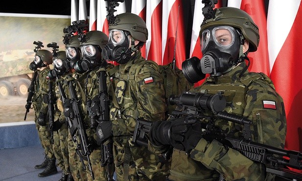 Żołnierze obrony terytorialnej będą wyposażeni w najnowocześniejszą broń, którą dostarczą zakłady wchodzące w skład Polskiej Grupy Zbrojeniowej.