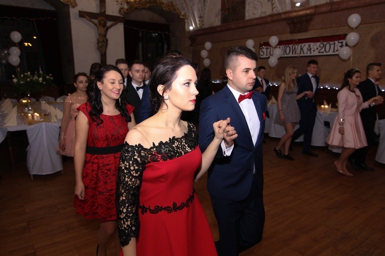 Studniówka uczniów KLO w Henrykowie