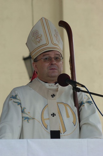 Abp Józef