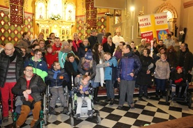 Niepełnosprawni pojadą do Lourdes