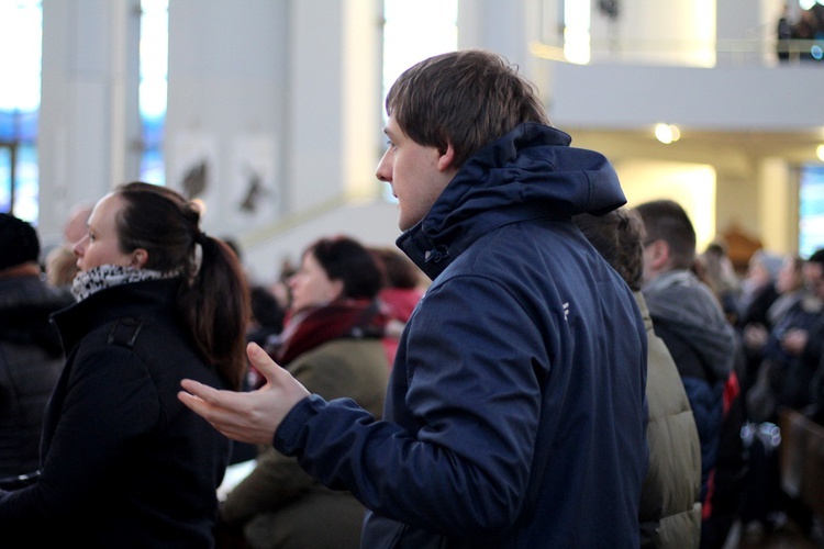 Ogień dla nas i całego świata z kard. Tagle z Filipin