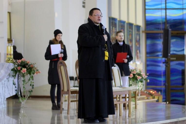 Ogień dla nas i całego świata z kard. Tagle z Filipin