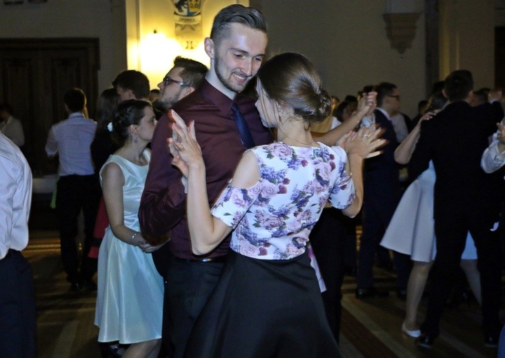 Bal Duszpasterstw Akademickich na 200 par