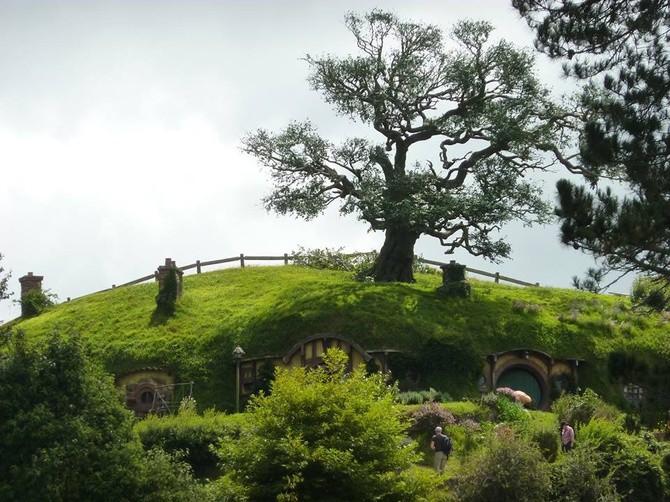 Hobbiton Movie Set - wioska hobbitów w Nowej Zelandii