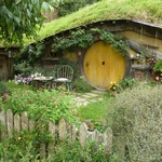 Hobbiton Movie Set - wioska hobbitów w Nowej Zelandii