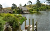 Hobbiton Movie Set - wioska hobbitów w Nowej Zelandii