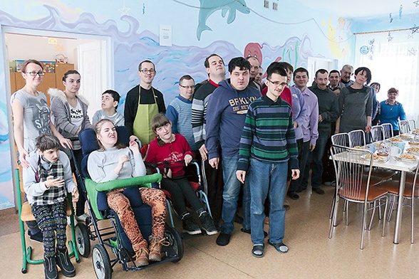 Podopieczni ośrodka wsparcia dla osób z zaburzeniami psychicznymi w Matczynie.