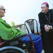 Biskup Andrzej odwiedził pensjonariuszy Placówki Pielęgnacyjno-Opiekuńczej Caritas Diecezji Tarnowskiej.