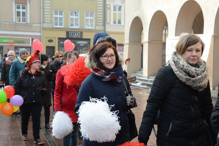 Walentynkowy korowód Fundacji "Dom"