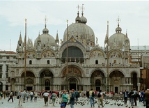 Niekontrolowana turystyka zagraża dziedzictwu Włoch?