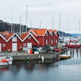 Żaglówki w porcie  w miasteczku Holmestrand.