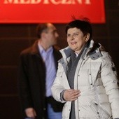 Premier Beata Szydło opuściła w piątek wieczorem szpital w Warszawie. 