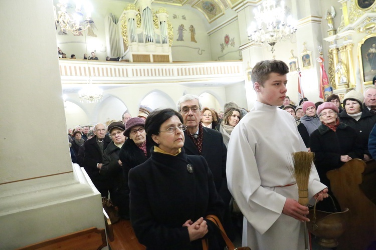 Tablica ks. Stanisława Fiołka