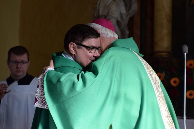 Instalacja proboszcza w Olszanach