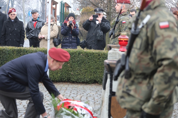 76. rocznica pierwszego zrzutu Cichociemnych w Dębowcu