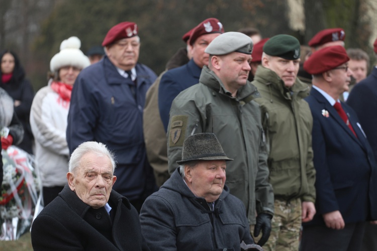 76. rocznica pierwszego zrzutu Cichociemnych w Dębowcu