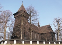 ▲	500-letni kościół w Skrzyszowie.