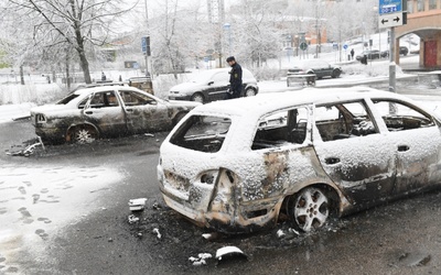 Zamieszki w dzielnicy imigrantów. Szwedzka policja użyła broni