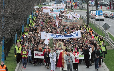 ◄	Marsz w Legnicy nie jest wydarzeniem tylko jednodniowym. Inicjatywy wielkopostne wzmacniają jego owoce.