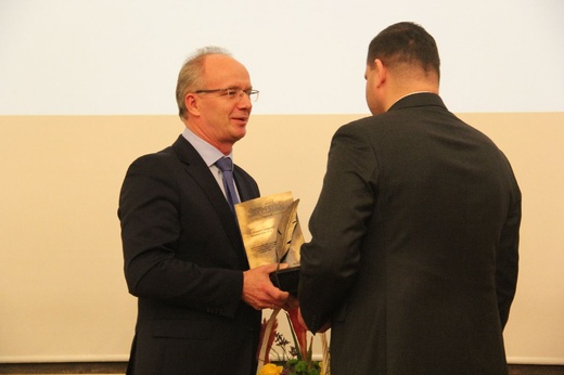 Prof. Szwagrzyk "Człowiekiem Roku 2016 Tygodnika Solidarność"