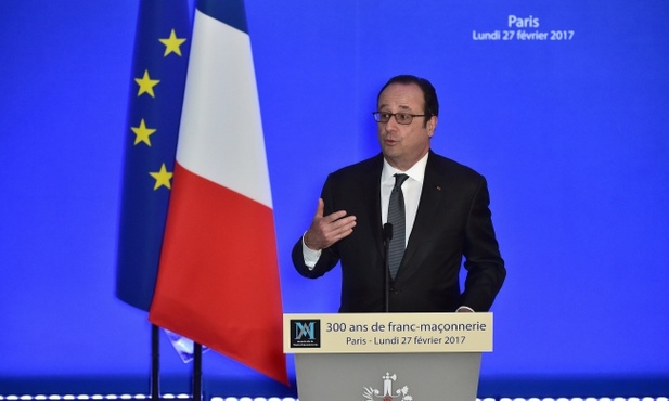 Incydent podczas przemówienia Hollande'a