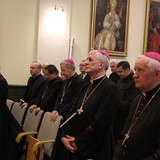 Wręczeniene medalu Bene Merenti abp. Damianowi Zimoniowi