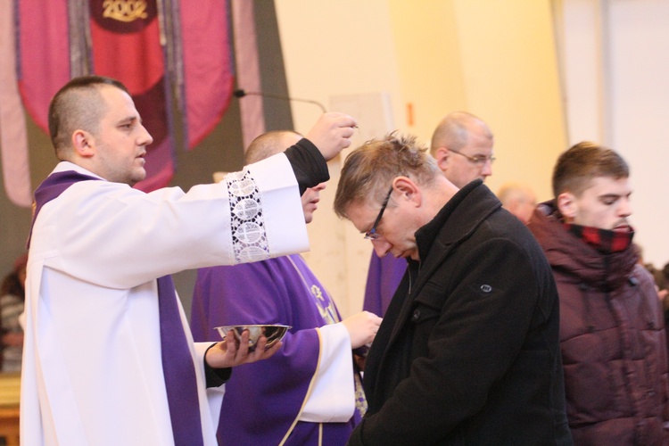 Środa Popielcowa w parafii św. Józefa w Lublinie