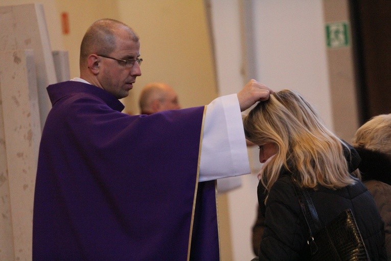 Środa Popielcowa w parafii św. Józefa w Lublinie