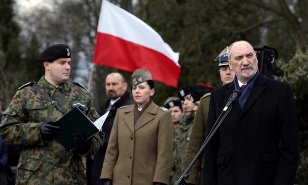 Z ich krwi wyrosła wolna i niepodległa Polska 